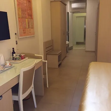 Augustana House And Suites Rome Room photo