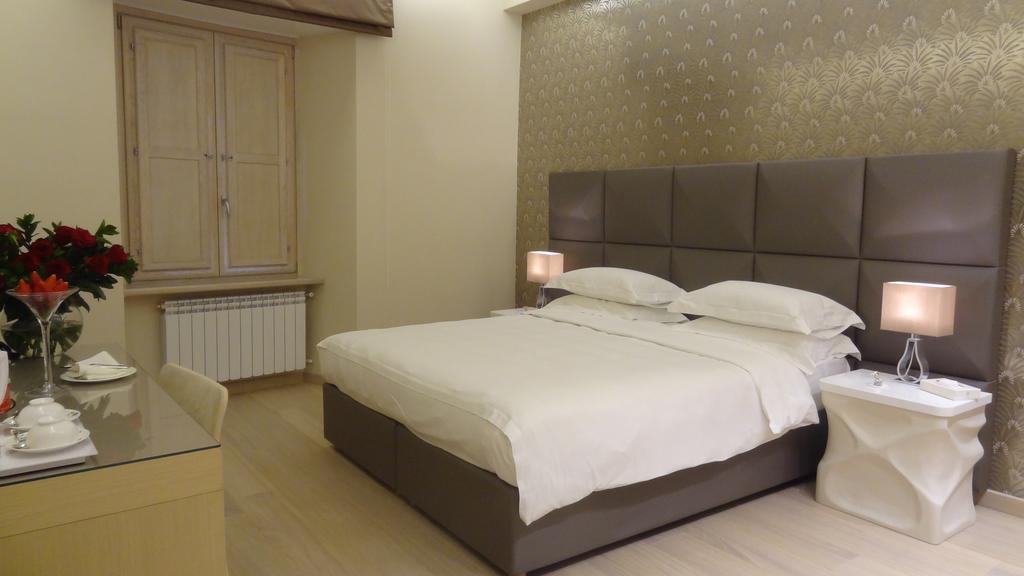 Augustana House Rome